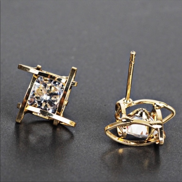 New 3D Caged Gold Tone Stud Earrings - Picture 5 of 5